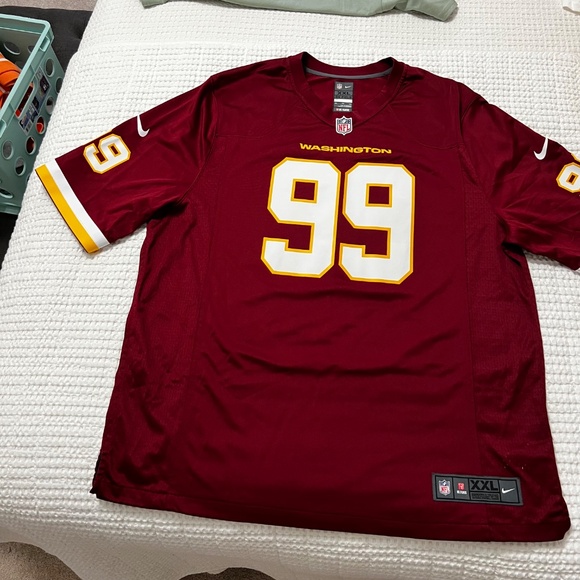 PRE-OWNED/USED Nike Washington Redskins Chase Young #99 - Picture 11 of 12